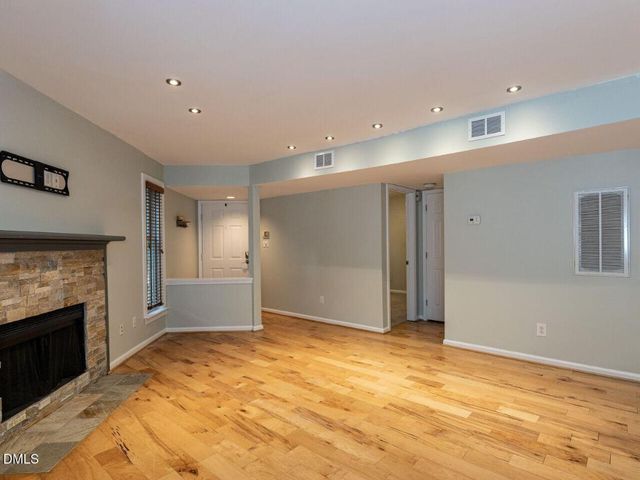 911 Washington Street 104, Raleigh, NC 27605