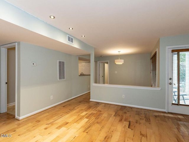 911 Washington Street 104, Raleigh, NC 27605