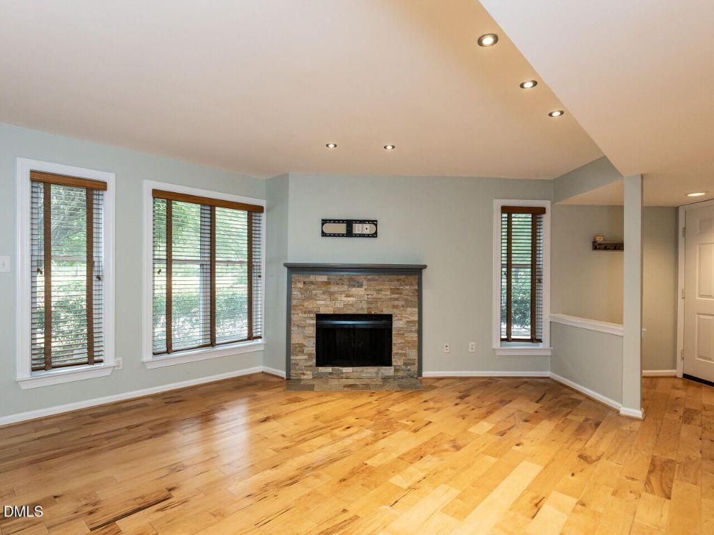 911 Washington Street 104, Raleigh, NC 27605