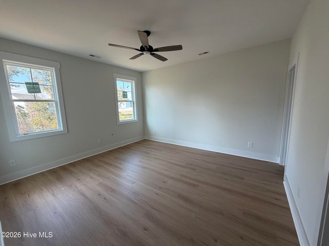 389 Coastline Circle, Swansboro, NC 28584