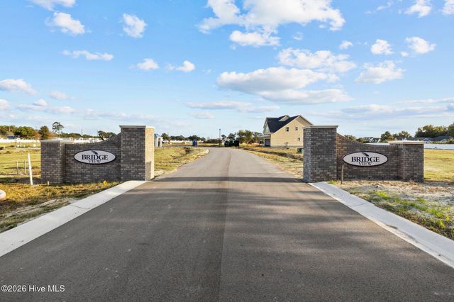 389 Coastline Circle, Swansboro, NC 28584