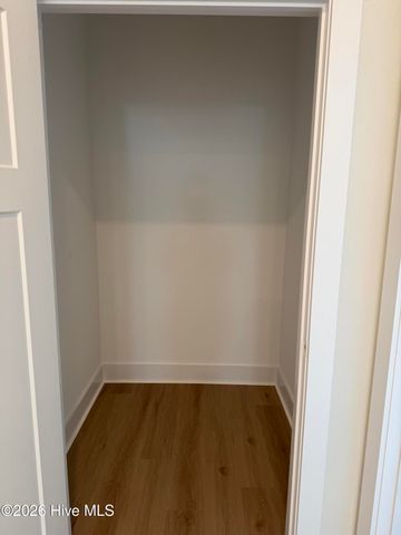 389 Coastline Circle, Swansboro, NC 28584