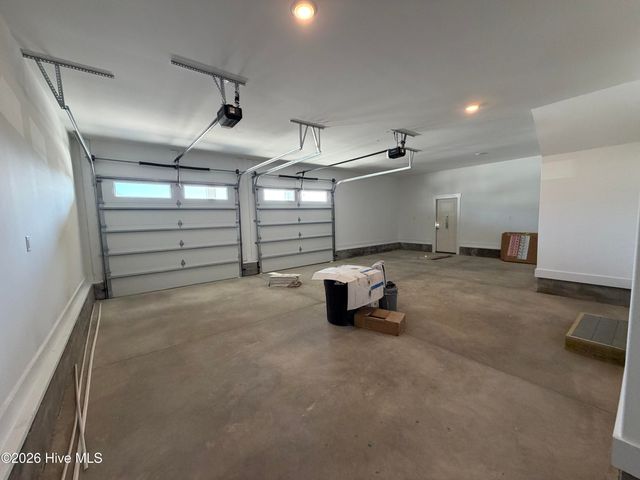 389 Coastline Circle, Swansboro, NC 28584