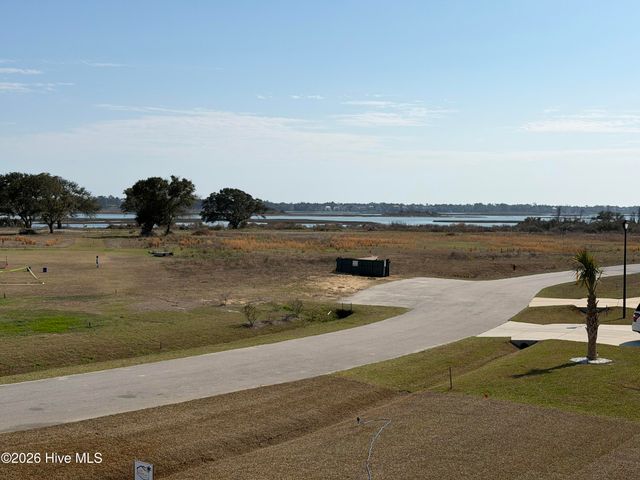 389 Coastline Circle, Swansboro, NC 28584