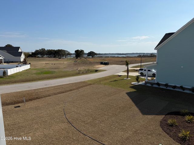 389 Coastline Circle, Swansboro, NC 28584