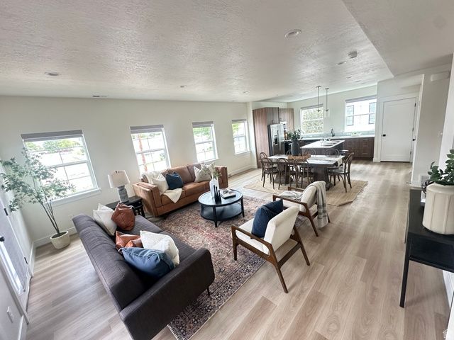 7852 S HOLDEN, Midvale, UT 84047