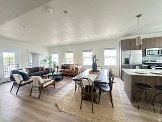 7852 S HOLDEN, Midvale, UT 84047