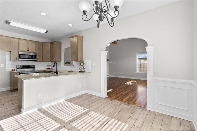 2053 yellowbrick Road, Fayetteville, NC 28314