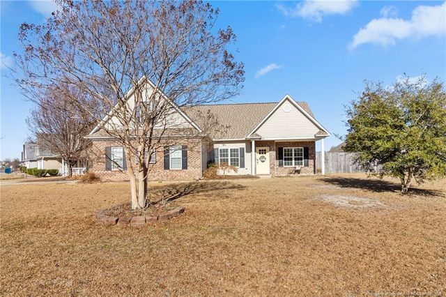 2053 yellowbrick Road, Fayetteville, NC 28314