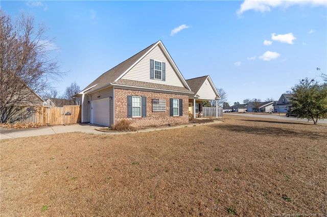 2053 yellowbrick Road, Fayetteville, NC 28314