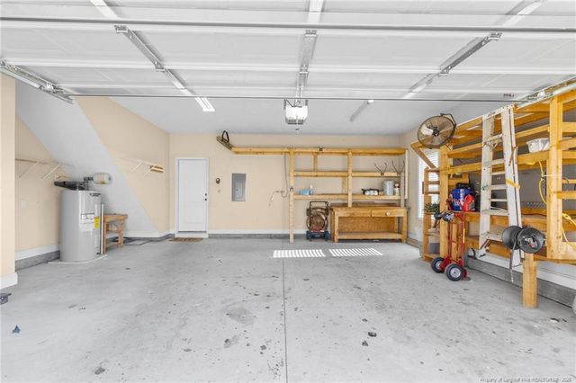 2053 yellowbrick Road, Fayetteville, NC 28314