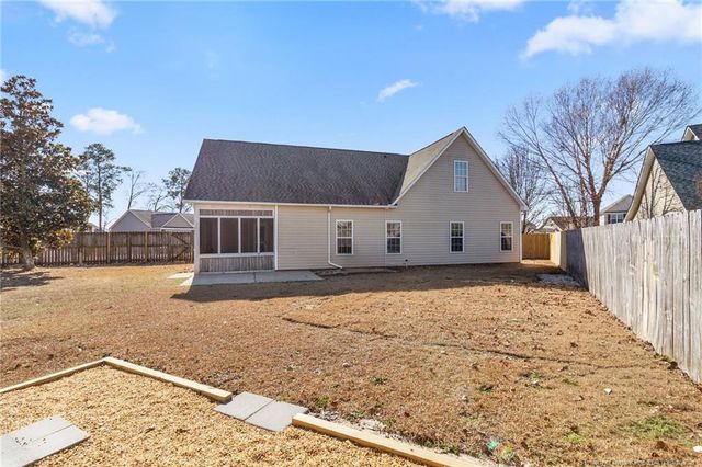 2053 yellowbrick Road, Fayetteville, NC 28314