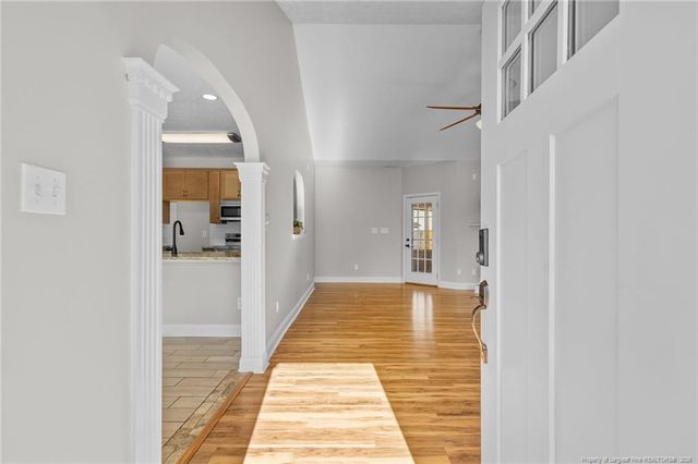 2053 yellowbrick Road, Fayetteville, NC 28314