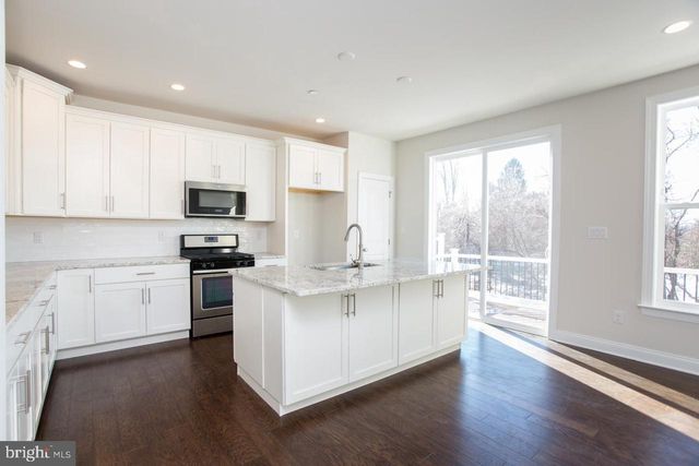 65 LILA LN, Downingtown, PA 19335