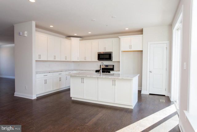 65 LILA LN, Downingtown, PA 19335