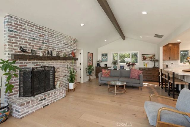 2011 Redberry, North Tustin, CA 92705