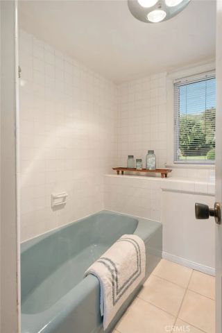 2011 Redberry, North Tustin, CA 92705