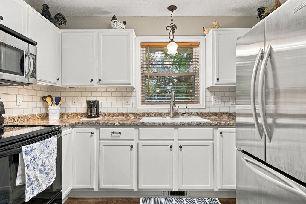 5386 Heath Avenue N, Oakdale, MN 55128 — photo 4