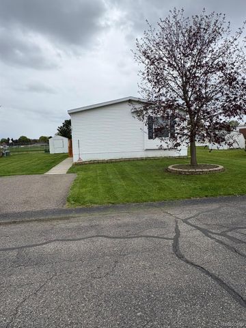 3621 Hawthorne Street, Village Of Clarkston, MI 48348