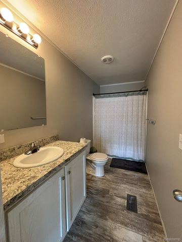 3621 Hawthorne Street, Village Of Clarkston, MI 48348