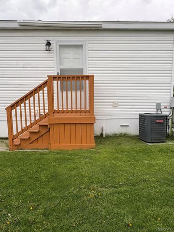 3621 Hawthorne Street, Village Of Clarkston, MI 48348