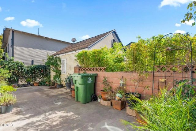 208 N Fremont Avenue, Alhambra, CA 91801