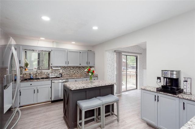 1220 Wade Green Circle NW, Acworth, GA 30102