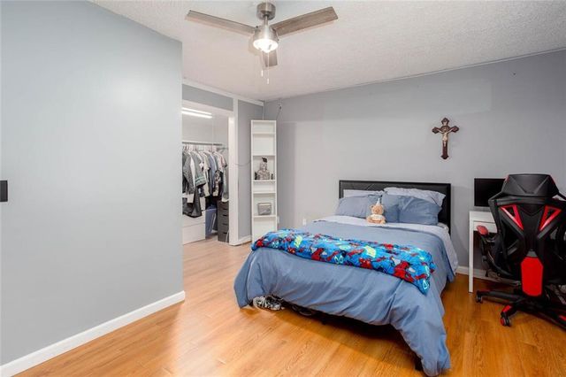 1220 Wade Green Circle NW, Acworth, GA 30102