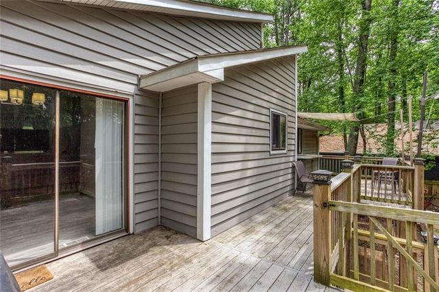 1220 Wade Green Circle NW, Acworth, GA 30102