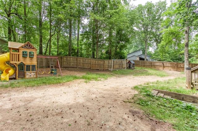 1220 Wade Green Circle NW, Acworth, GA 30102