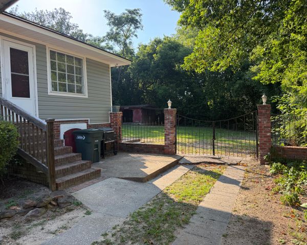 1827 Georgianna Drive, Sumter, SC 29150
