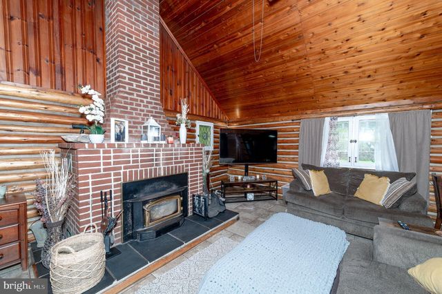5325 LINDA WAY, Hammonton, NJ 08037