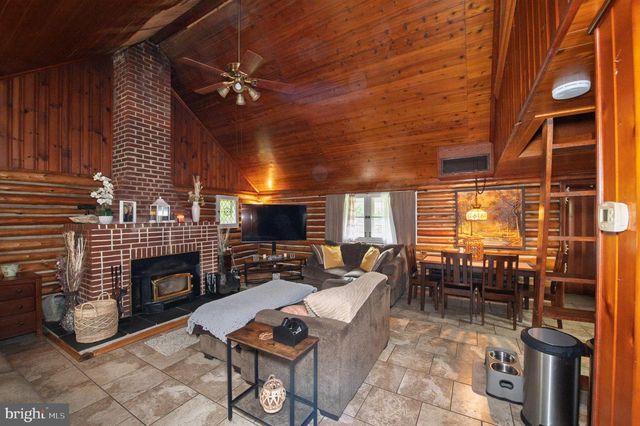 5325 LINDA WAY, Hammonton, NJ 08037