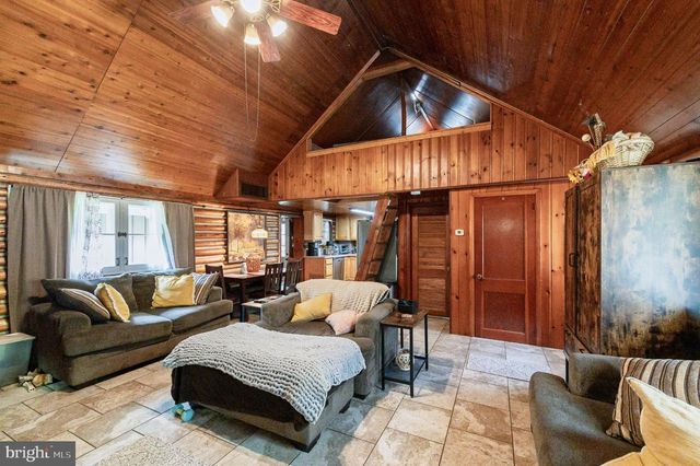 5325 LINDA WAY, Hammonton, NJ 08037