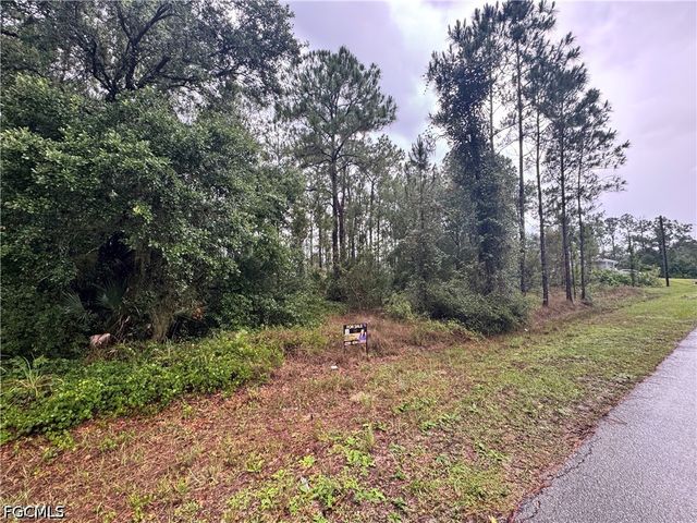 1313 Euclid AVE, Lehigh Acres, FL 33972