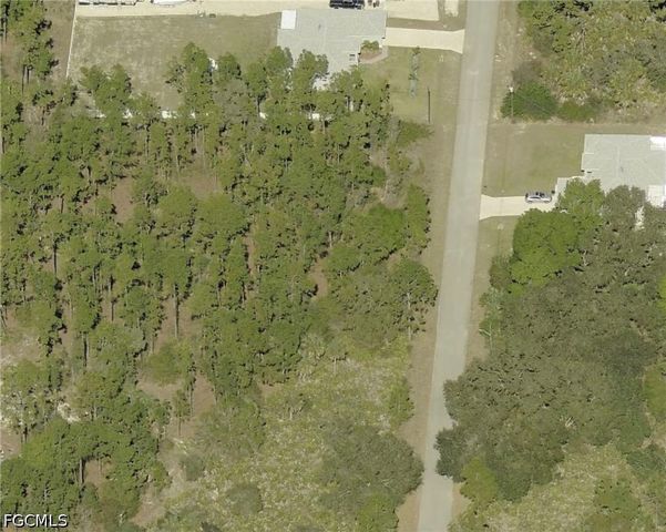 1313 Euclid AVE, Lehigh Acres, FL 33972