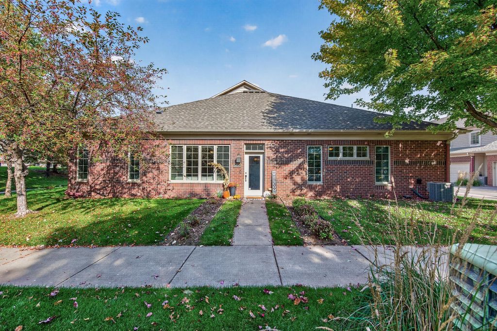 2411 119th Court NE G, Blaine, MN 55449 — exterior