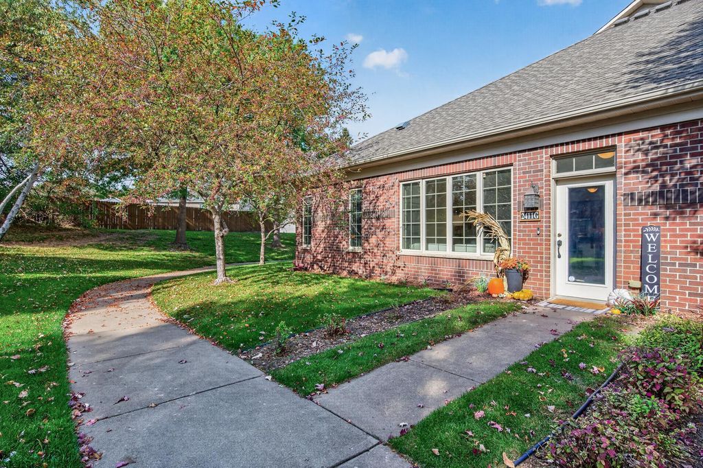 2411 119th Court NE G, Blaine, MN 55449 — photo 3