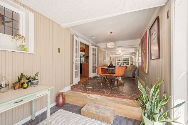 2012 W Lotus Avenue, Fort Worth, TX 76111