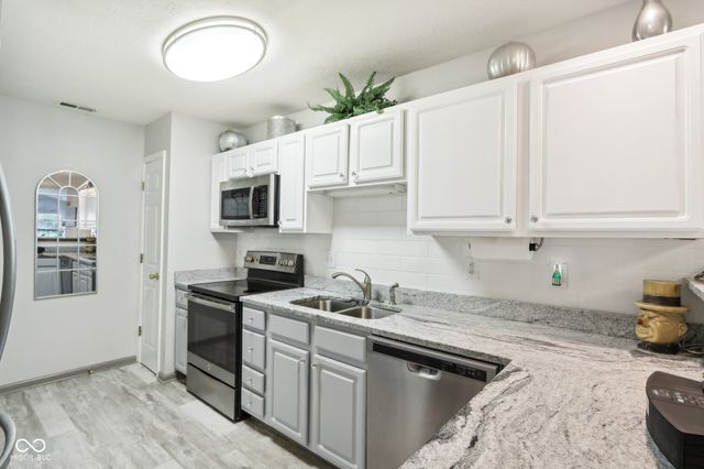 6711 Bridgefield Way, Indianapolis, IN 46254