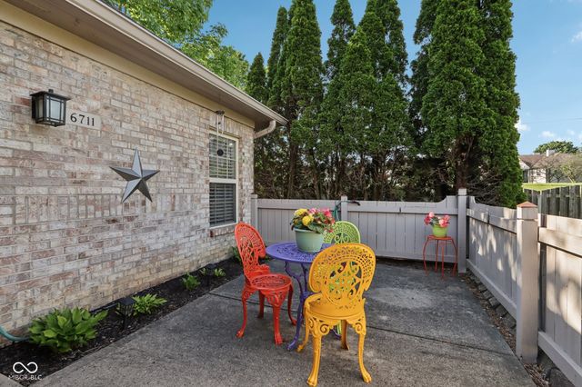 6711 Bridgefield Way, Indianapolis, IN 46254