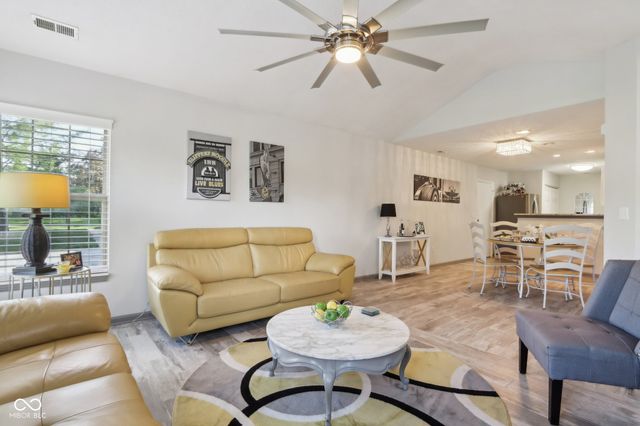 6711 Bridgefield Way, Indianapolis, IN 46254