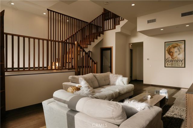 4671 Bedel Street, Woodland Hills, CA 91364