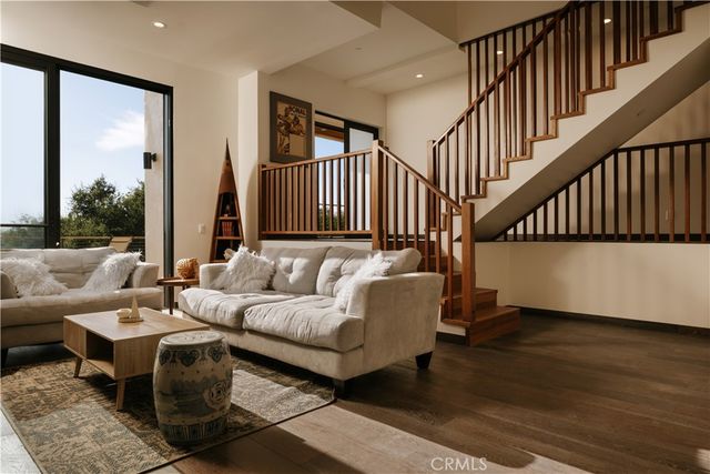 4671 Bedel Street, Woodland Hills, CA 91364