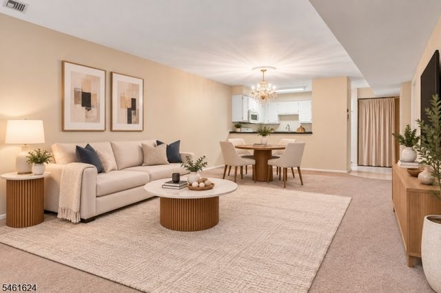 19 Plauderville Ave 208, Garfield City, NJ 07026