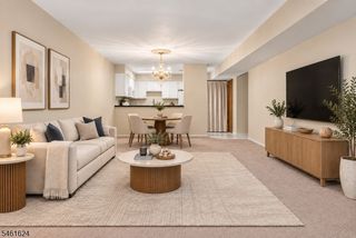 19 Plauderville Ave 208, Garfield City, NJ 07026