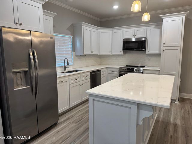 701 Margaret Avenue, Rayne, LA 70578