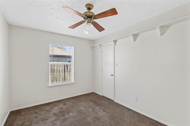 2804 Monthaven Drive, Arlington, TX 76001