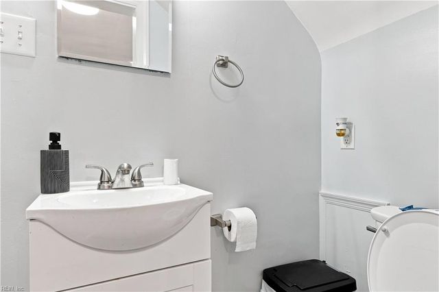 414 Forest Hill Cres, Suffolk, VA 23434