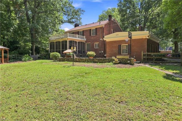 414 Forest Hill Cres, Suffolk, VA 23434